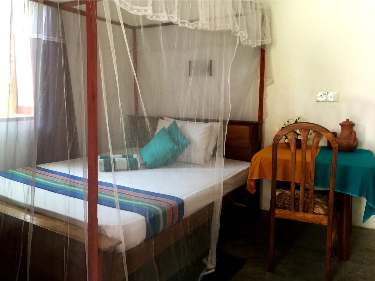 Double G Motel Weligama Dış mekan fotoğraf