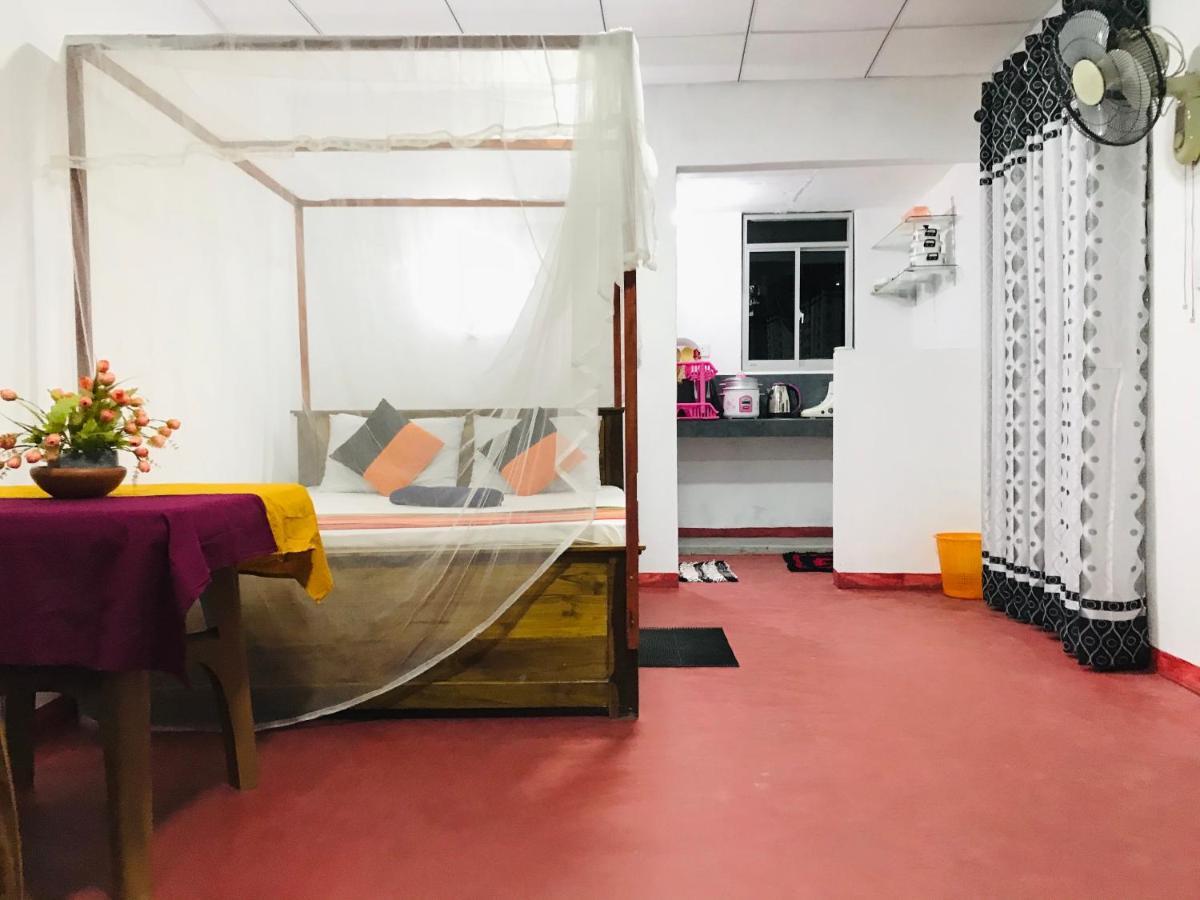 Double G Motel Weligama Dış mekan fotoğraf